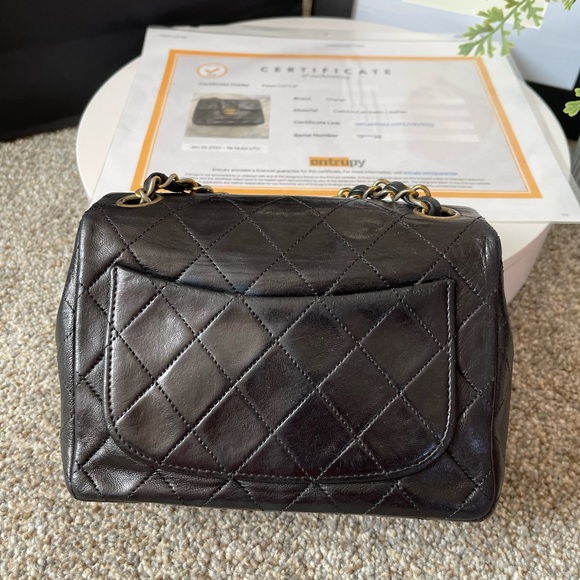 Authentic Chanel Black Quilted Lambskin Mini Vintage Classic Flap Bag - Picture 5 of 16